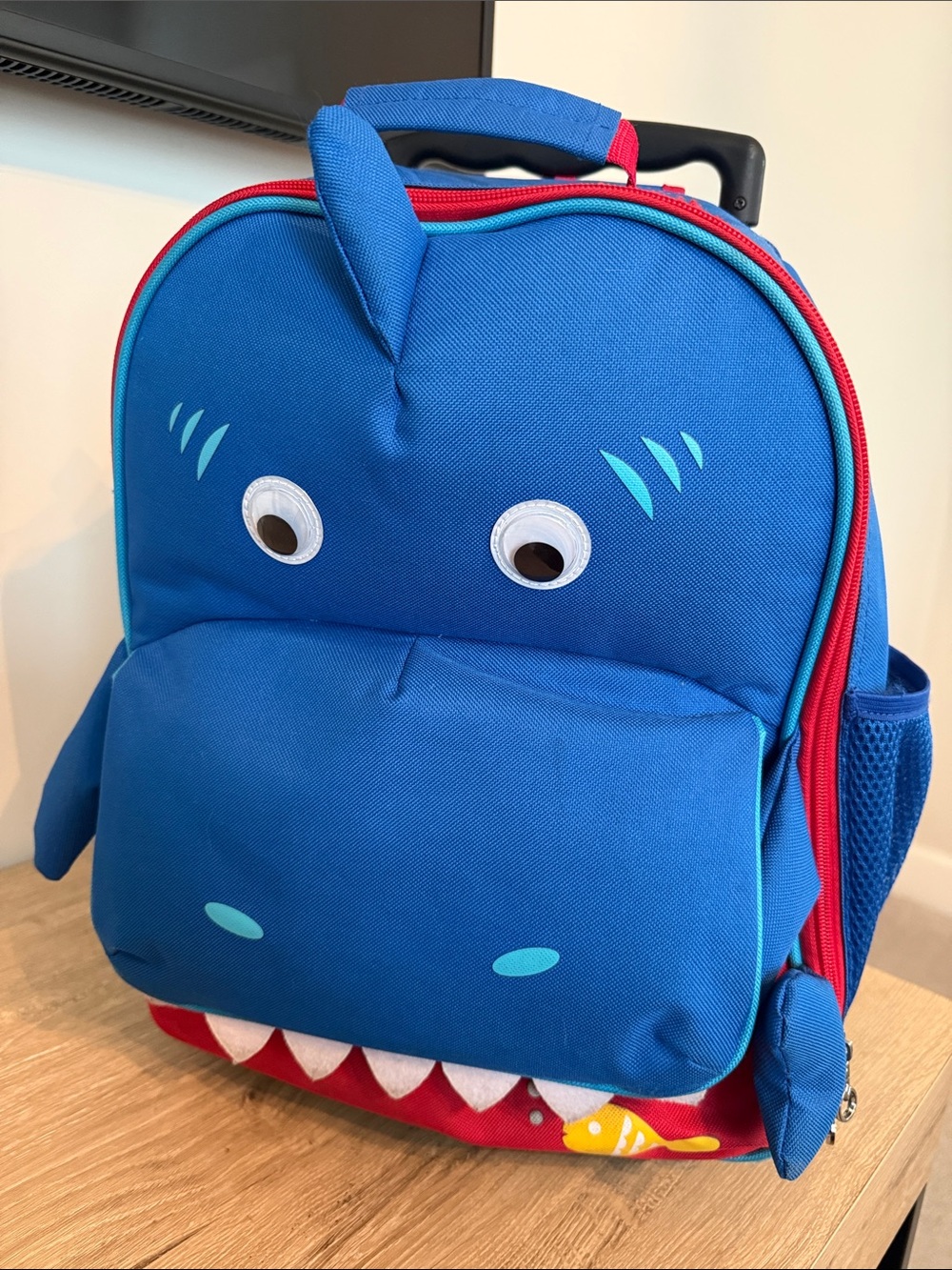 Yoda 3-way Kids Rolling Shark Backpack or Luggage/Suitcase